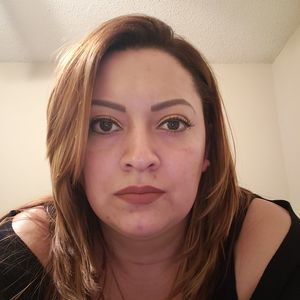 Meet your Posher, Violeta